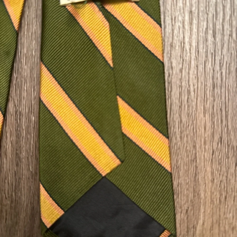 Vintage bill tomlin Olive and Yellow Striped Men's Tie - Picture 5 of 6